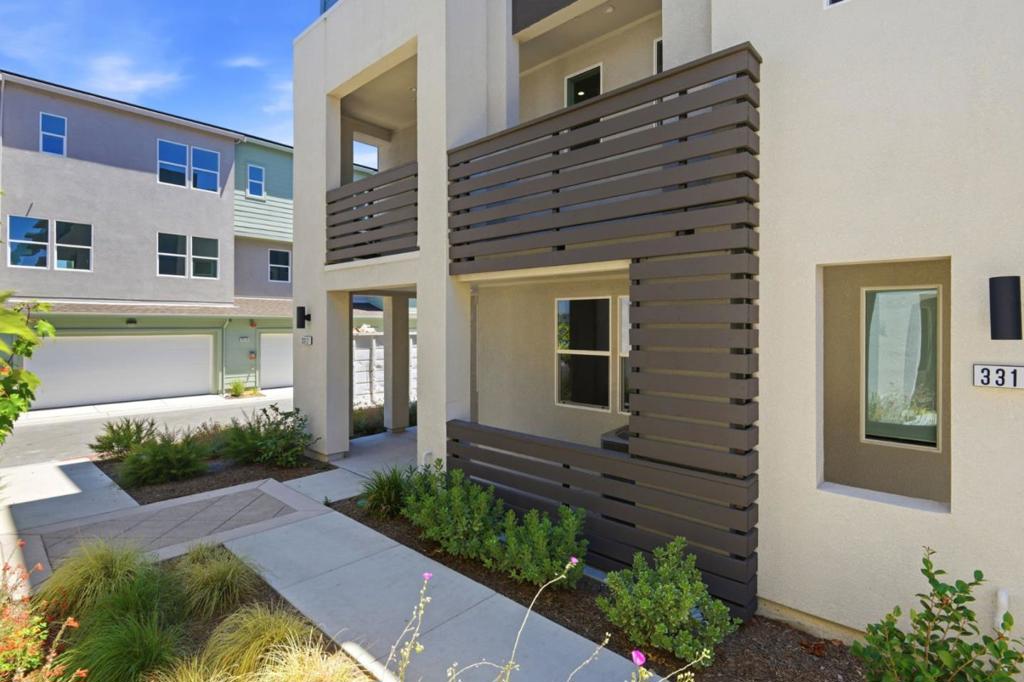 3312 Seashell Terrace