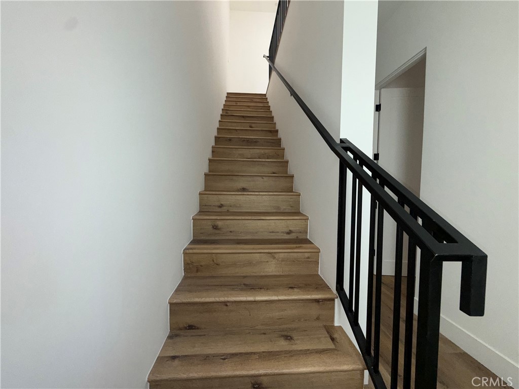 5044 Laurel Canyon Boulevard