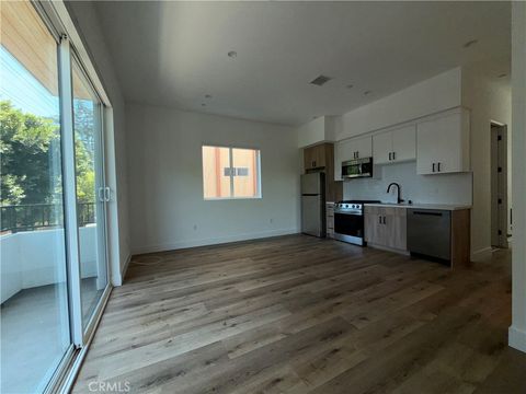 5044 Laurel Canyon Boulevard Valley Village CA 91607