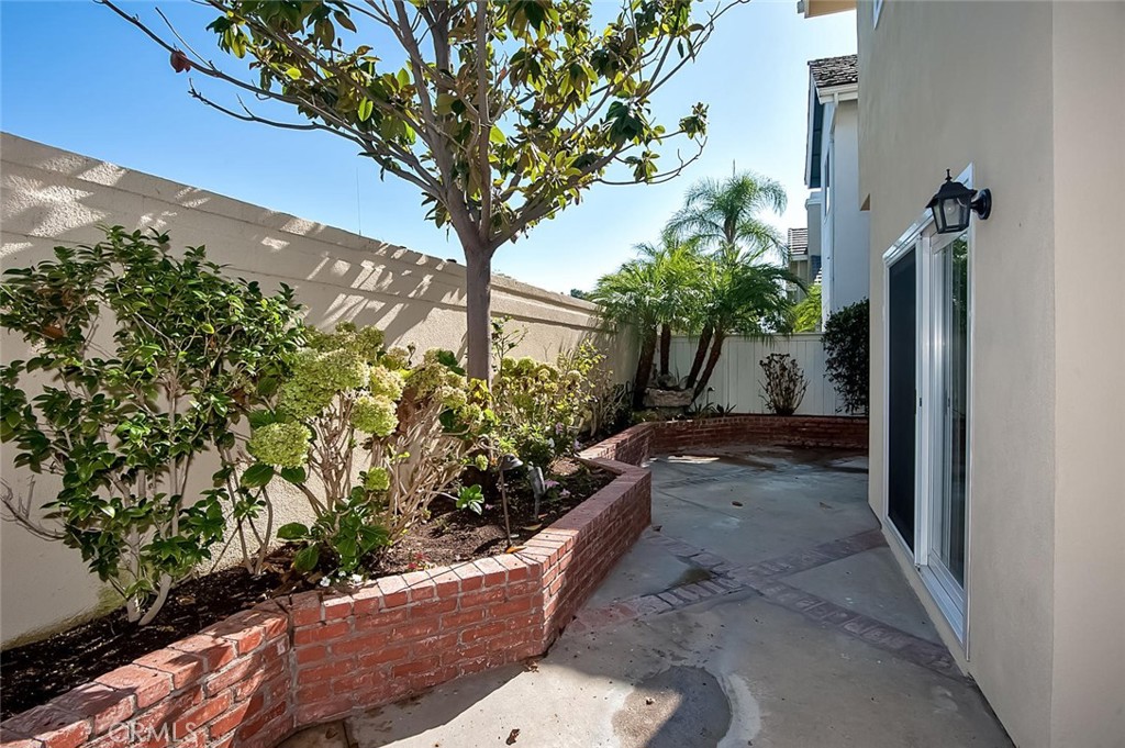 Corona del Mar North of PCH (CNHW) - Residential Lease