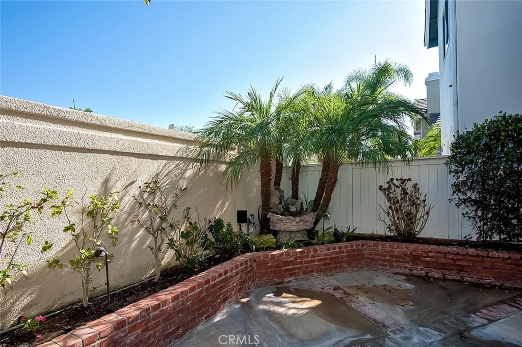 Corona del Mar North of PCH (CNHW) - Residential Lease