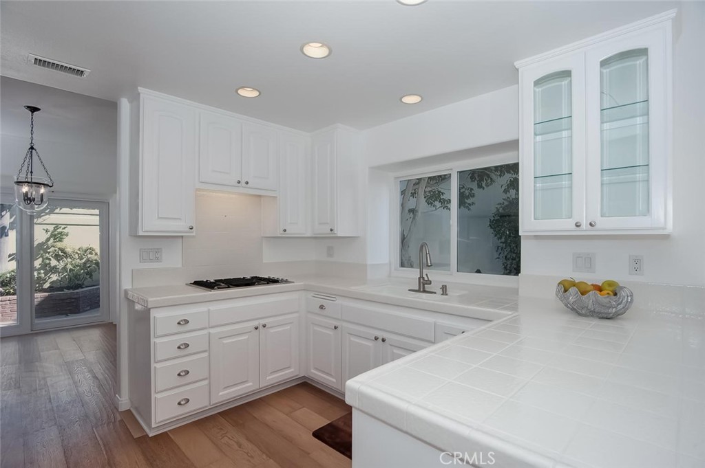 Corona del Mar North of PCH (CNHW) - Residential Lease