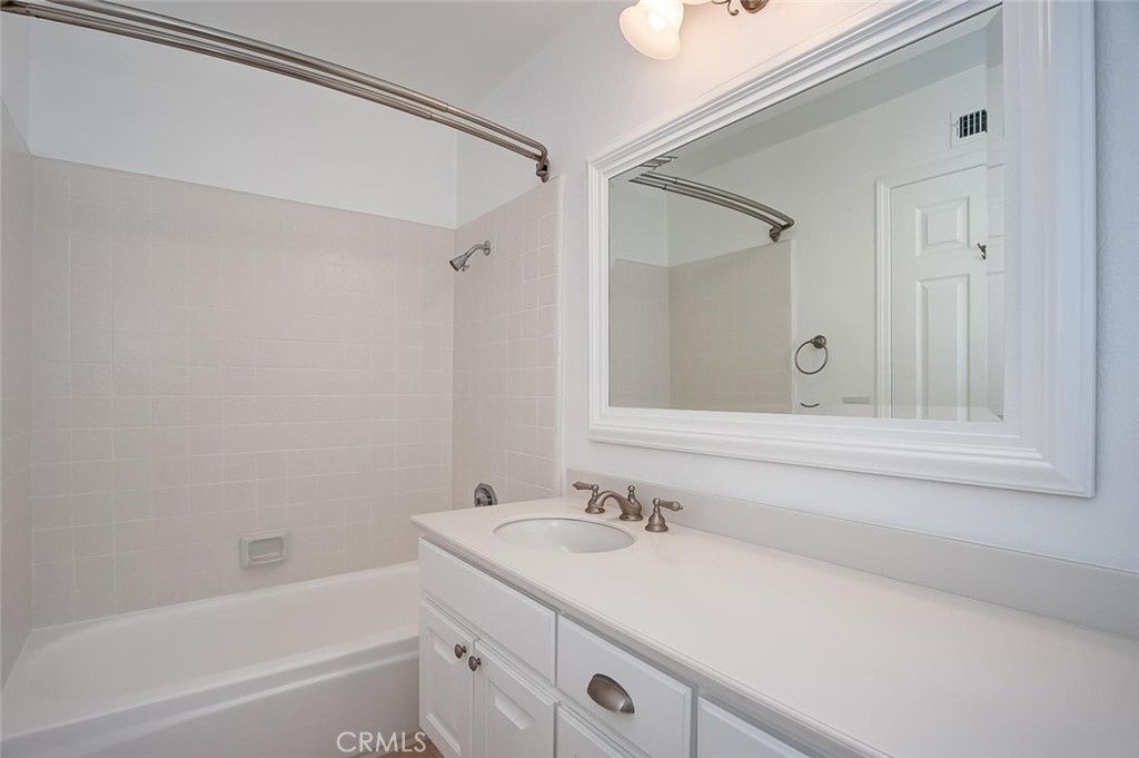 Corona del Mar North of PCH (CNHW) - Residential Lease