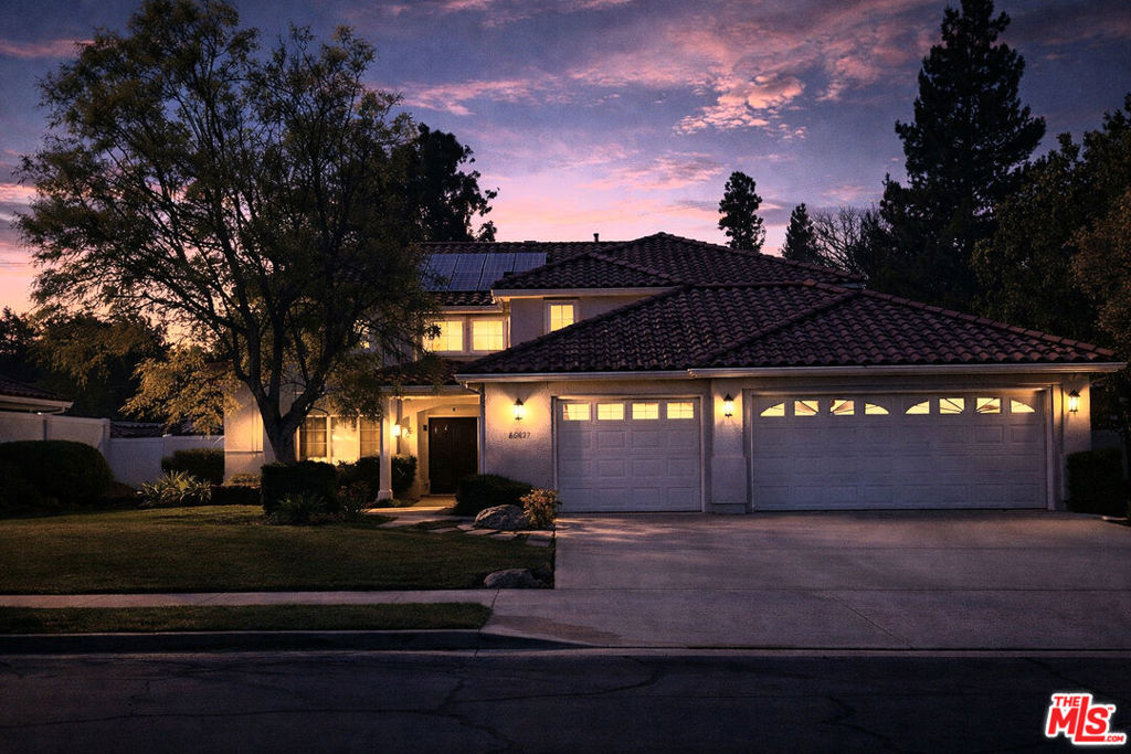 6221 Penfield Avenue