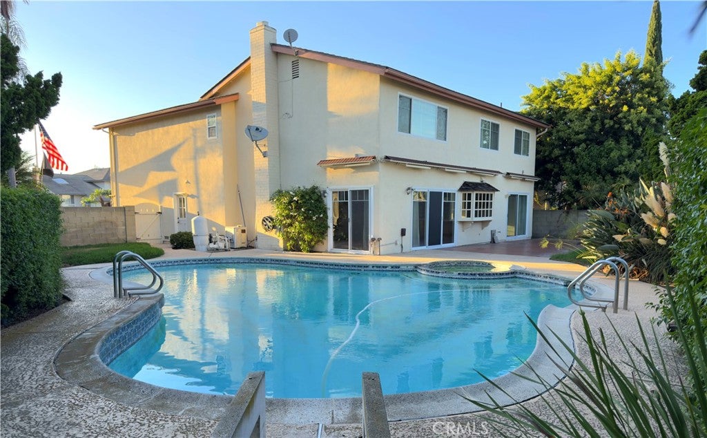 16452 Whittier Lane