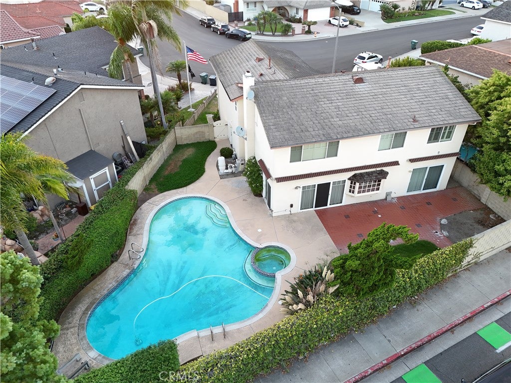 16452 Whittier Lane