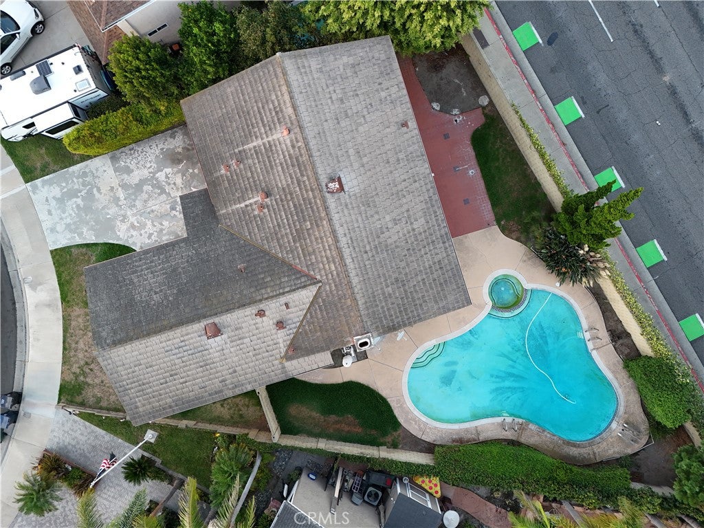 16452 Whittier Lane