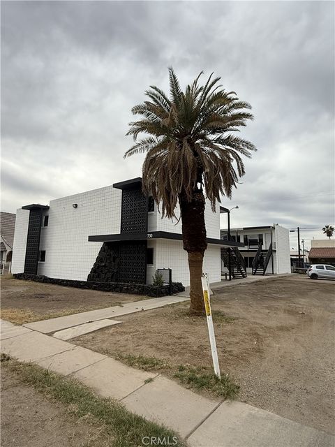 Photo of 730 W Olive Ave, El Centro, CA 92243 (MLS # PW26048569)
