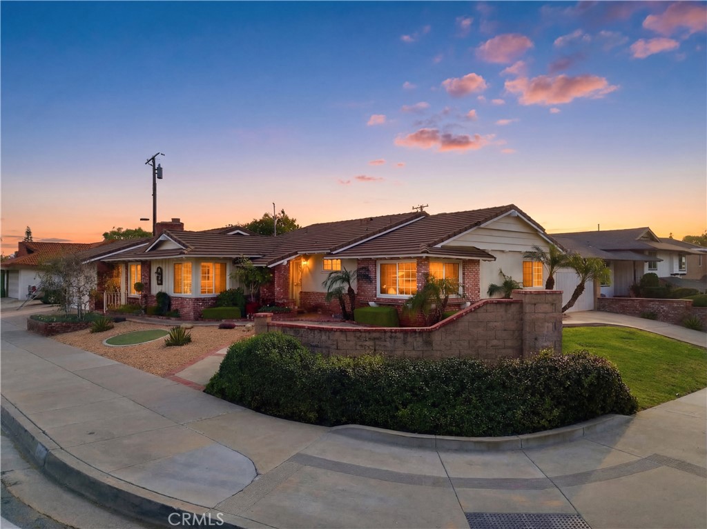 1209 N Puente Street