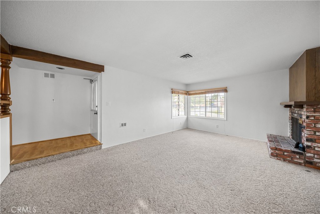 1209 N Puente Street