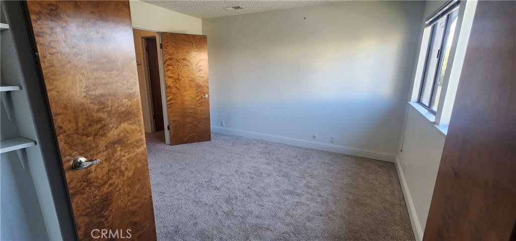 1057 Meadow