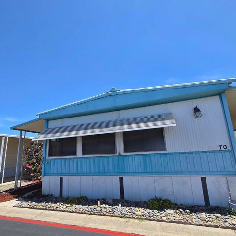 Photo of 1506 Oak Drive #SPC 70, Vista, CA 92084 (MLS # NDP2609261)