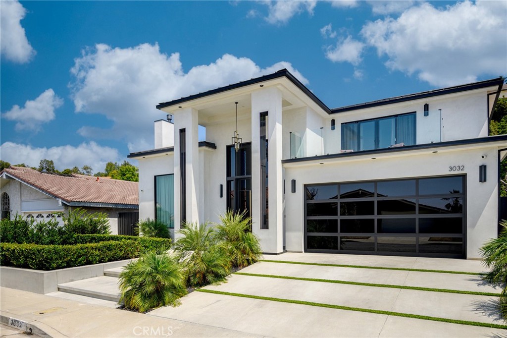 3032 Amigos Drive