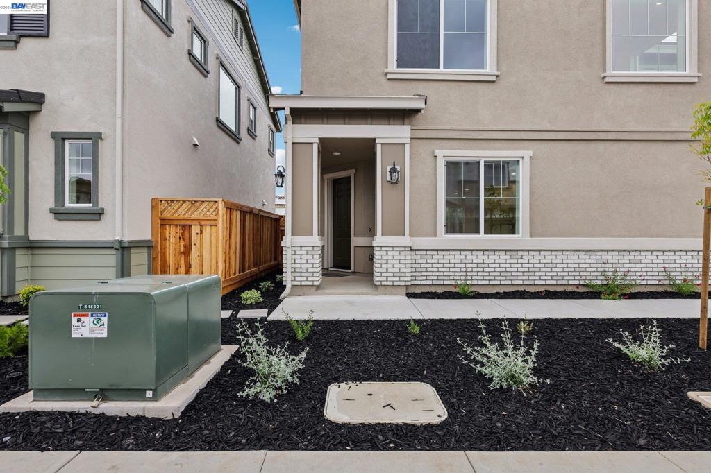 208 Mindy Way