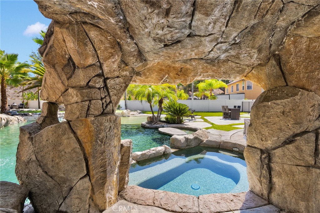 Mountain Gate - Residential