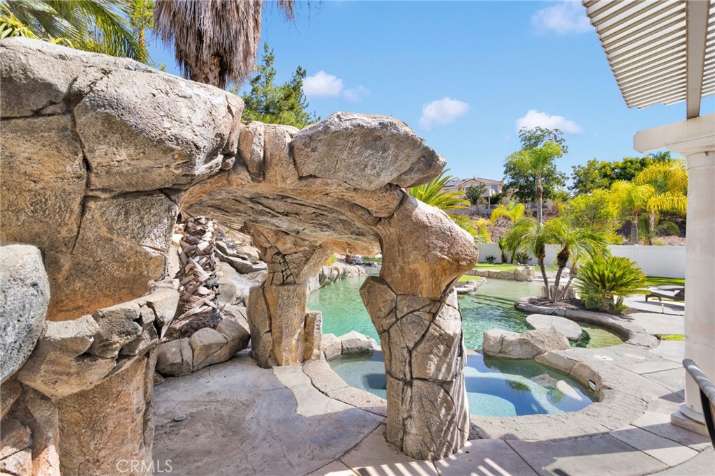 Mountain Gate - Residential