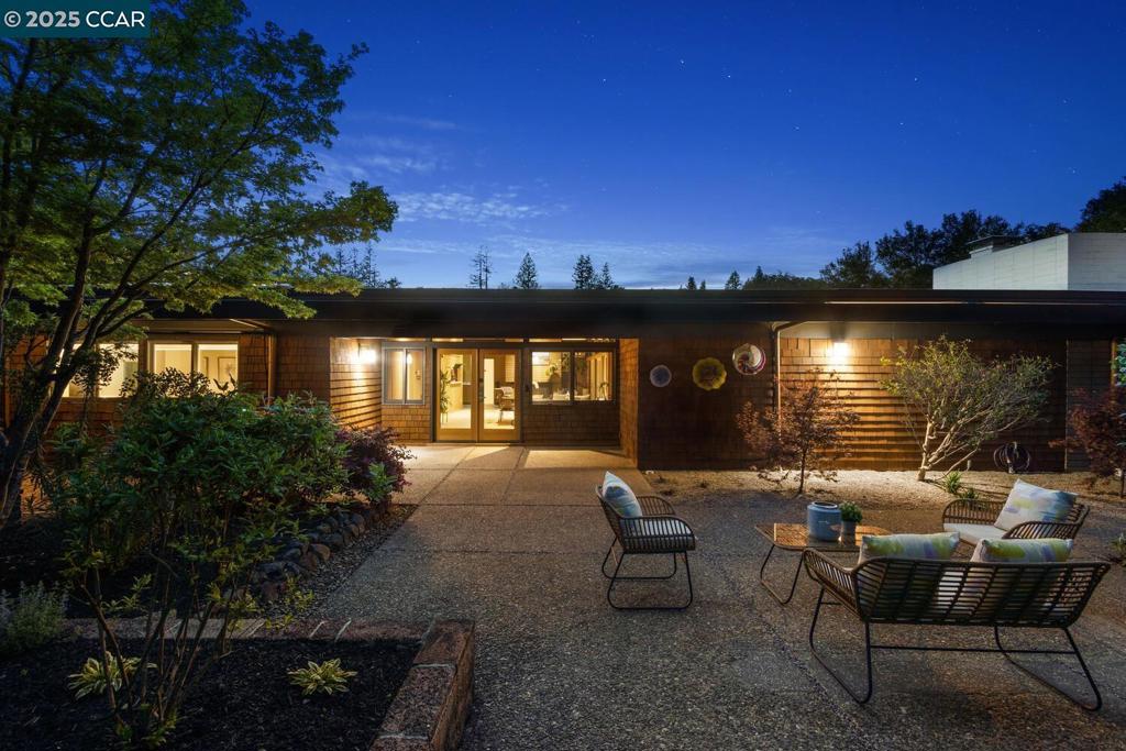 5 Brookbank Road