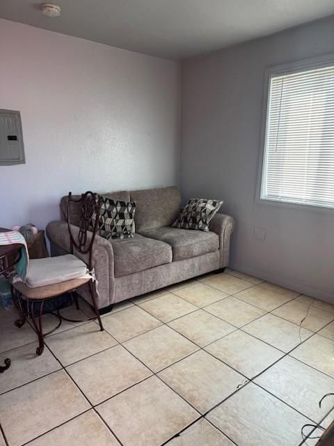 Tiny photo for 322 Poplar Avenue, Manteca, CA 95336 (MLS # ML82037606)
