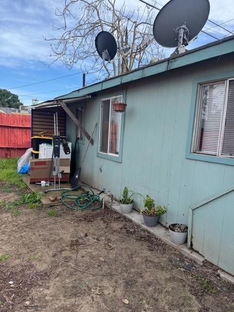 Tiny photo for 322 Poplar Avenue, Manteca, CA 95336 (MLS # ML82037606)