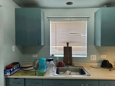 Tiny photo for 322 Poplar Avenue, Manteca, CA 95336 (MLS # ML82037606)