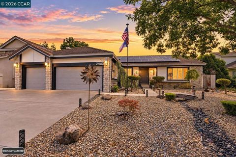 Photo of 2900 Candleberry Way WAY, Fairfield, CA 94533 (MLS # 41141760)