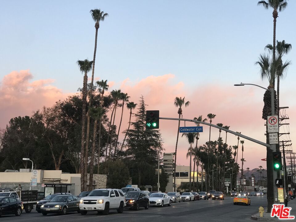 12752 Halkirk Street