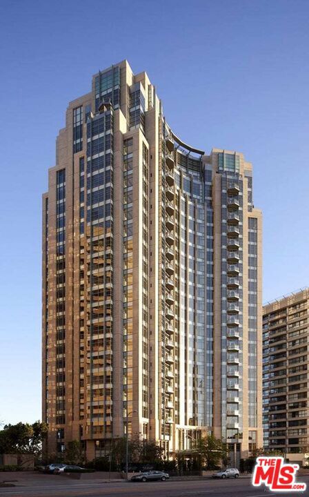 Photo of 10776 Wilshire Boulevard #403, Los Angeles, CA 90024 (MLS # 26992683)