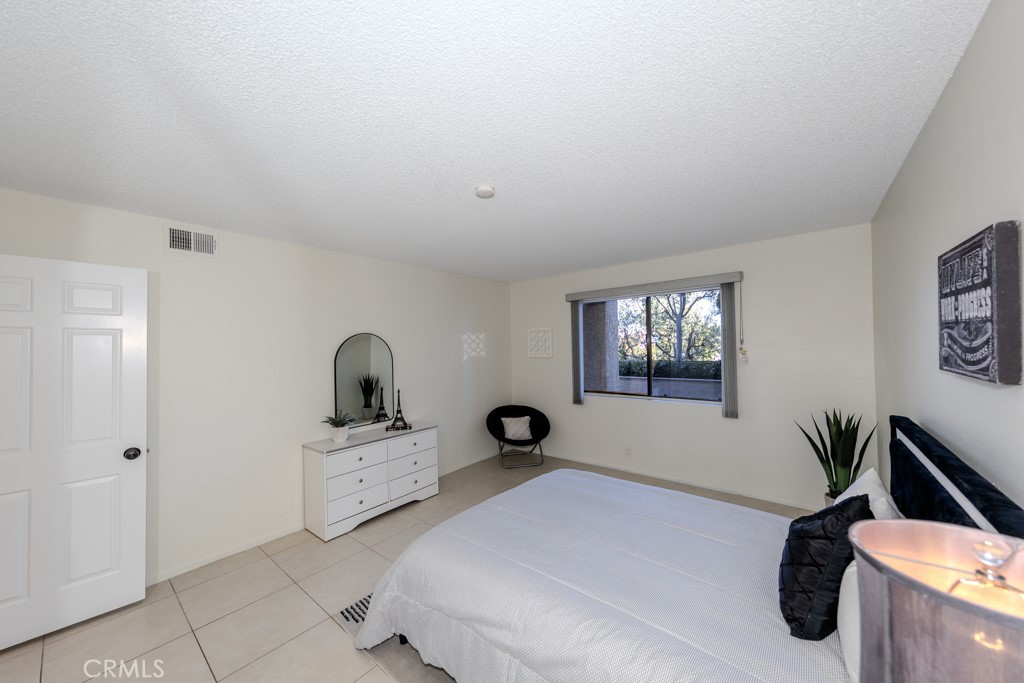 Signal Hill (SH) - Residential