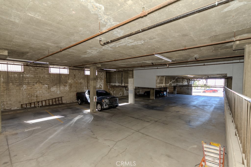 Signal Hill (SH) - Residential