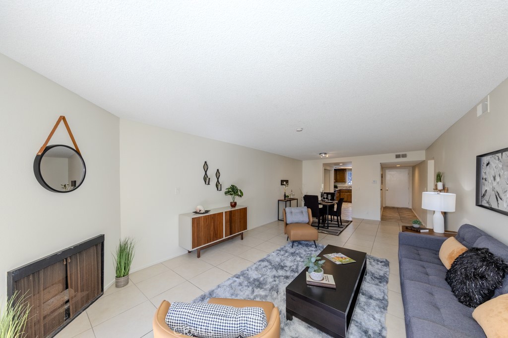 Signal Hill (SH) - Residential