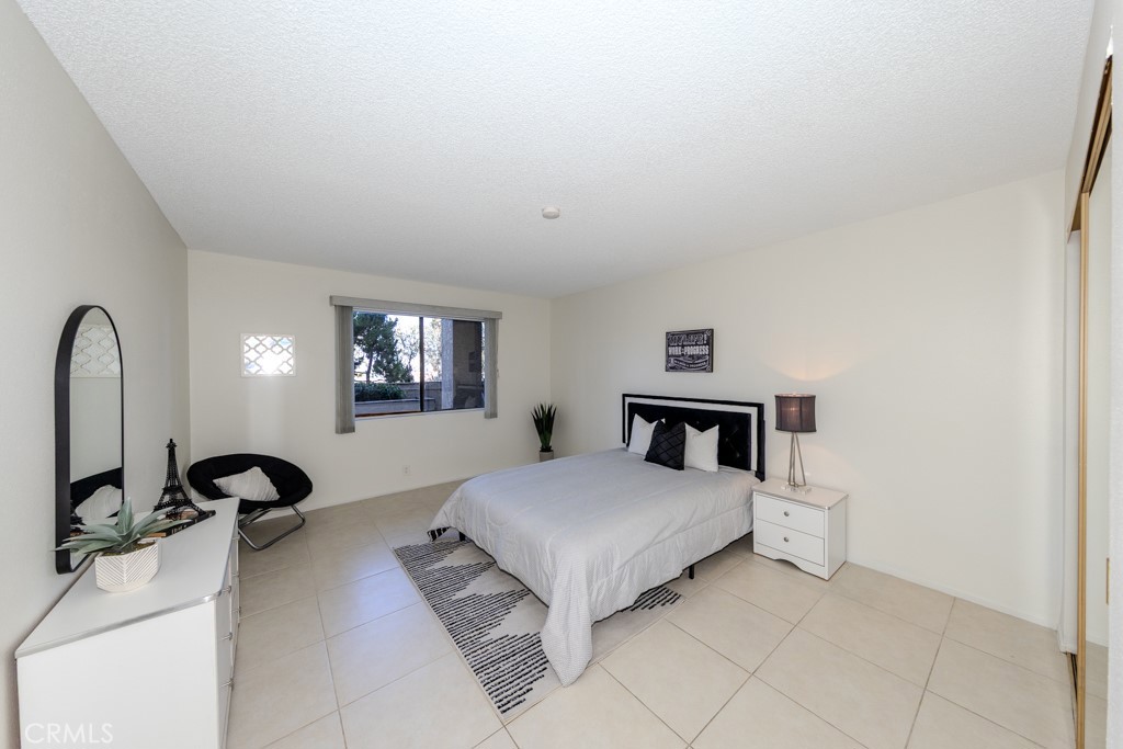 Signal Hill (SH) - Residential