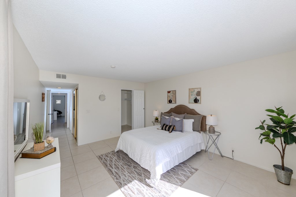 Signal Hill (SH) - Residential