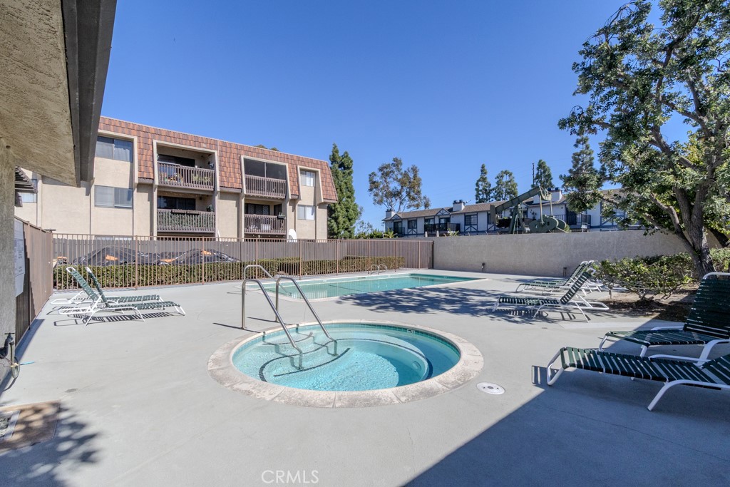 Signal Hill (SH) - Residential