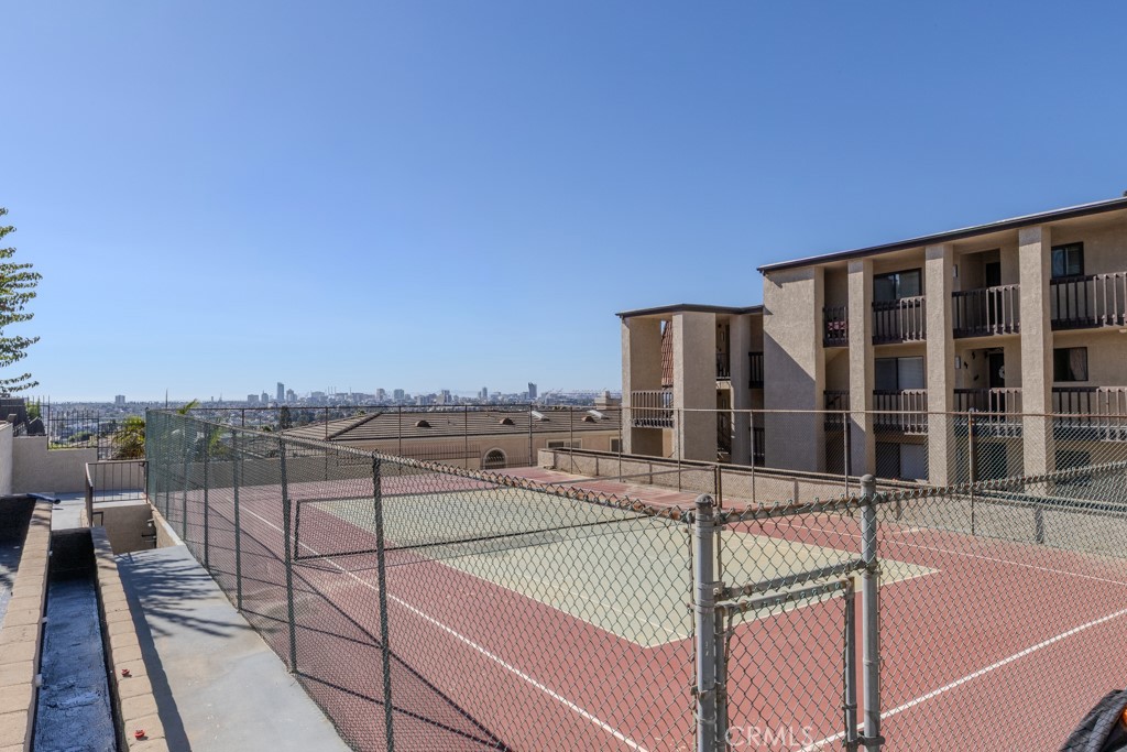 Signal Hill (SH) - Residential