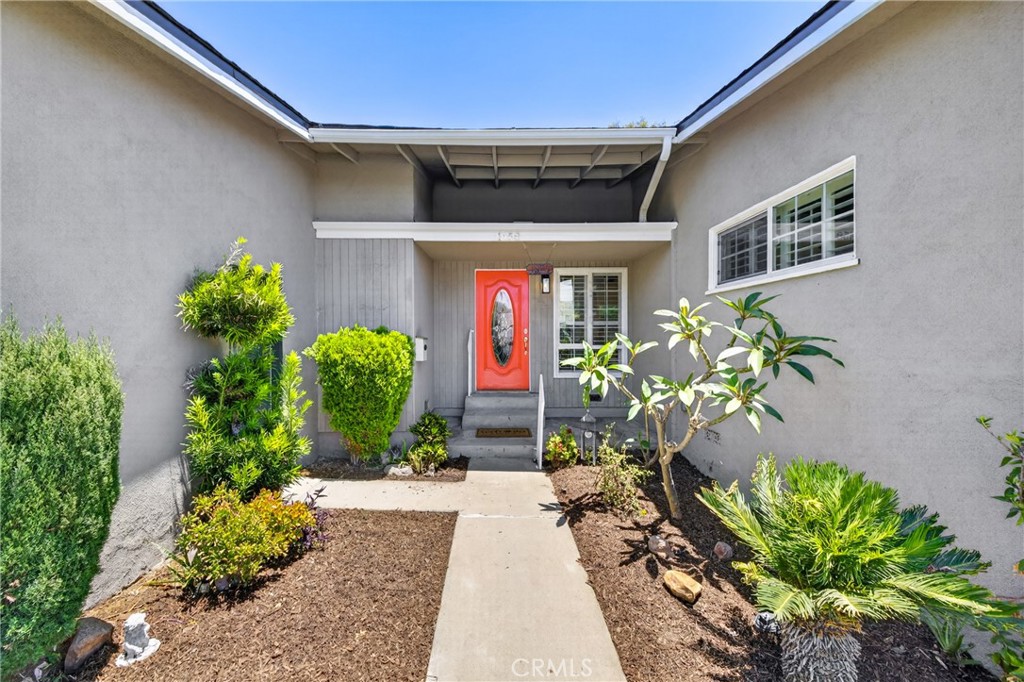1458 Fulton