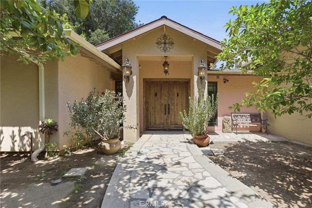 4908 Calvin Avenue
