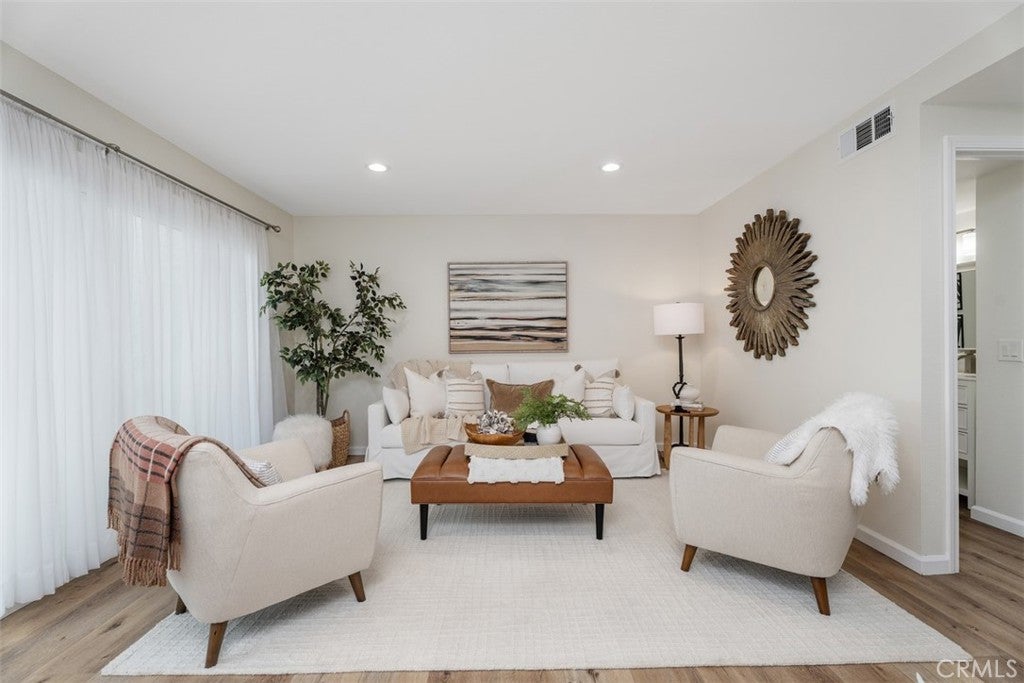 26415 Waterford