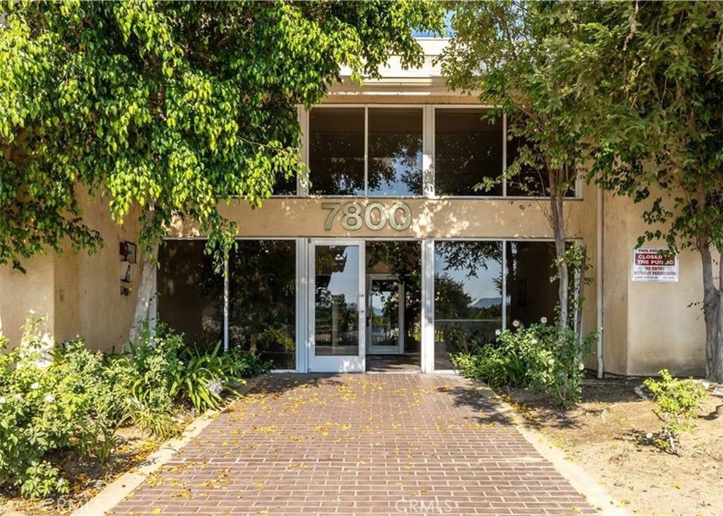 7800 Topanga Canyon 204