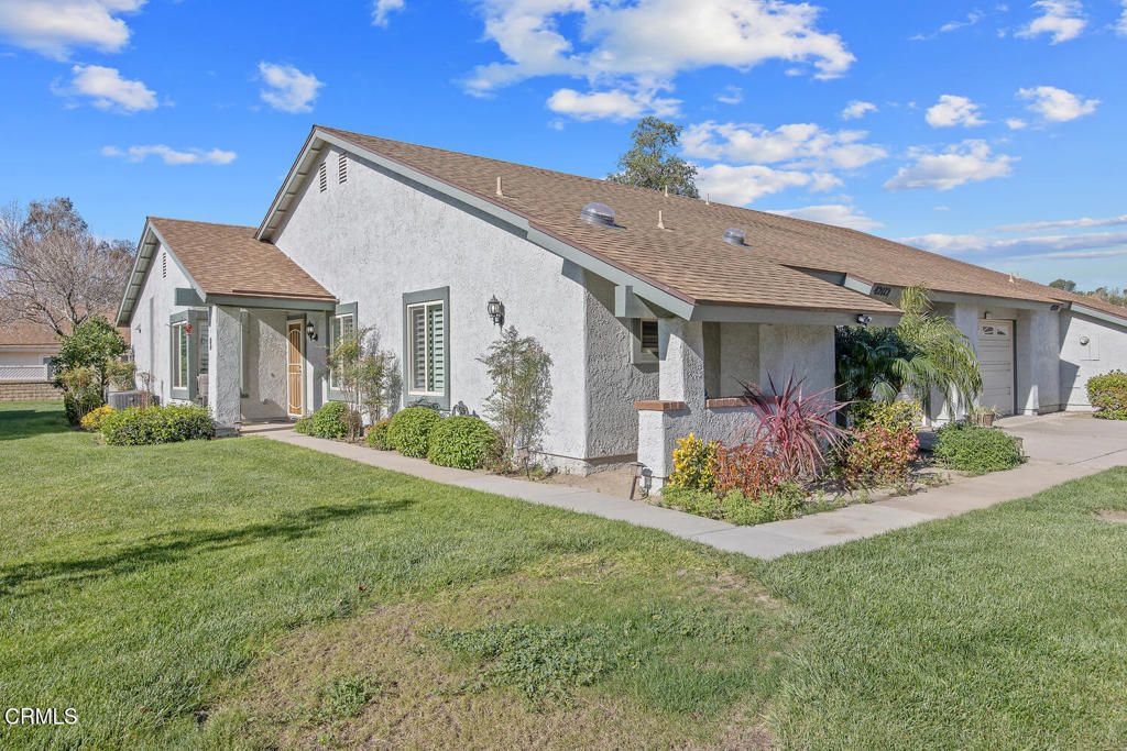 Photo of 42112 Village 42 Vlg, Camarillo, CA 93012 (MLS # V1-35070)