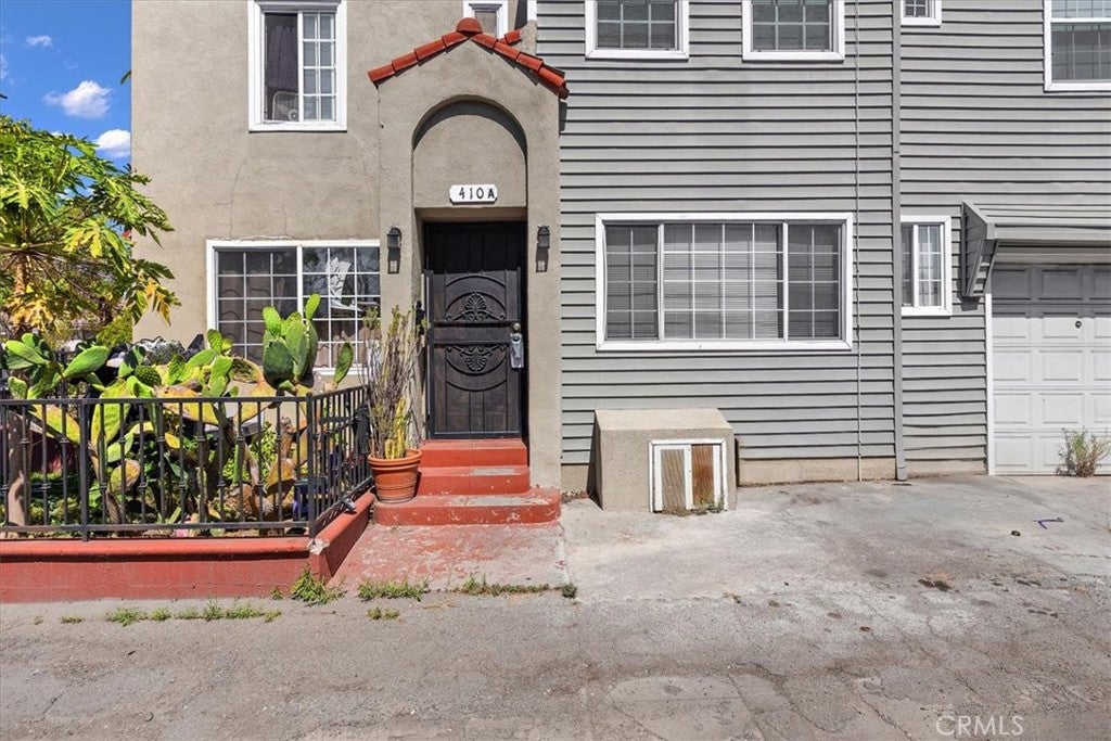 410 E 21st Street