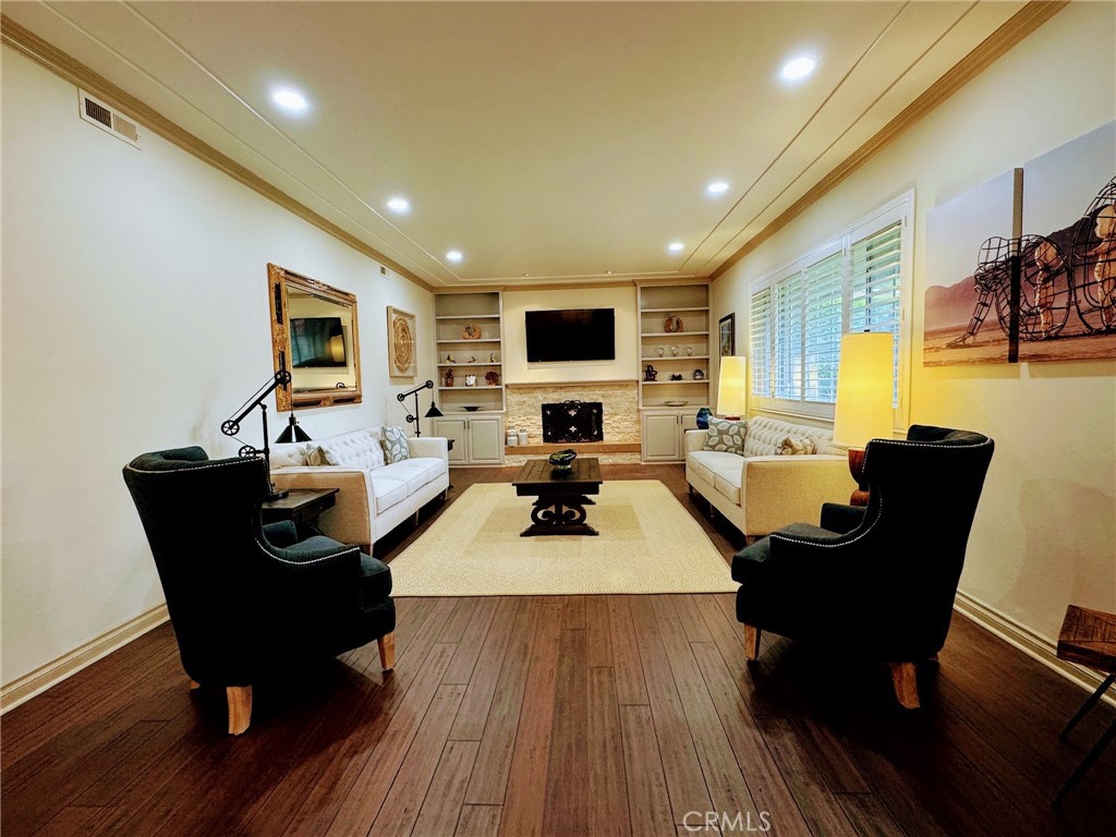 19520 Bermuda Street