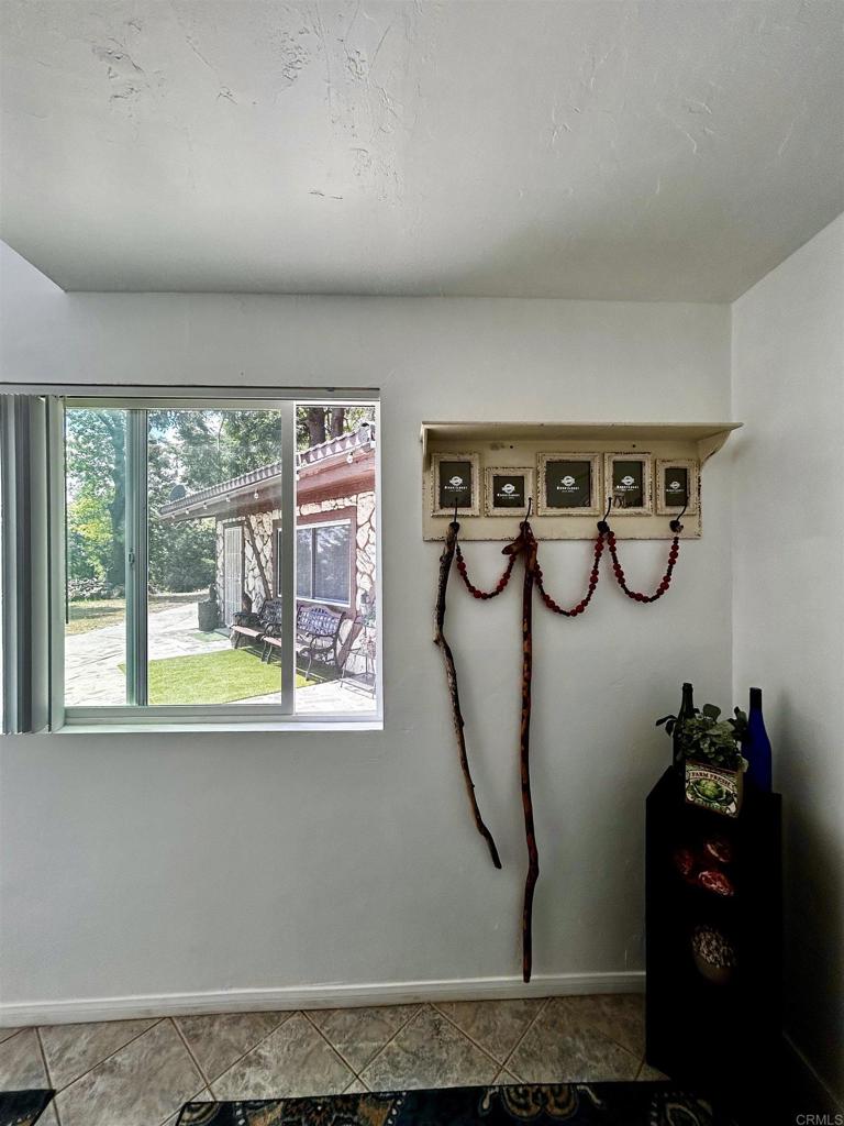 22223 Crestline Road