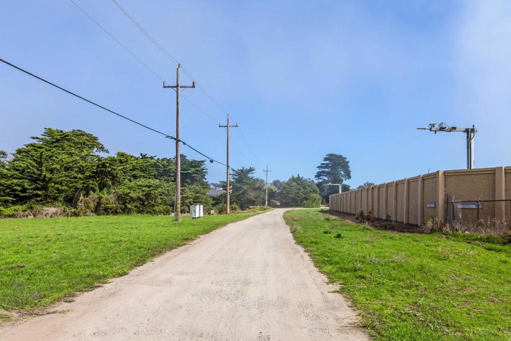 7201 Hwy 1