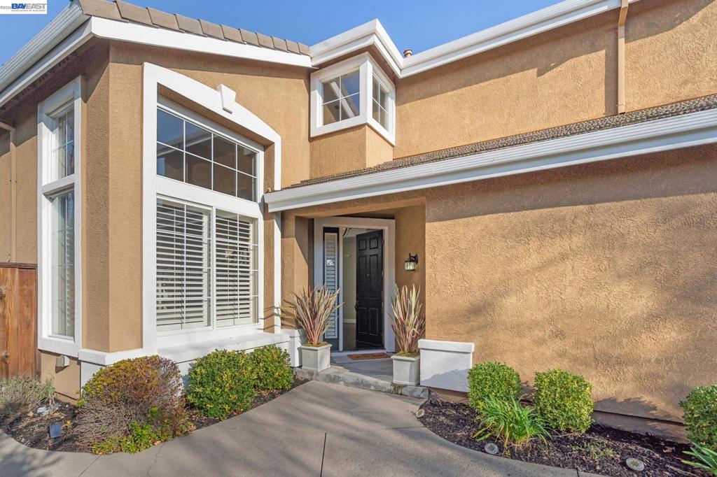 334 Squirrel Ridge Way