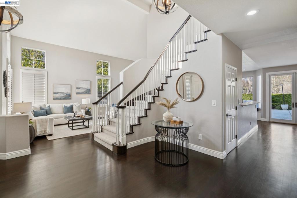 334 Squirrel Ridge Way