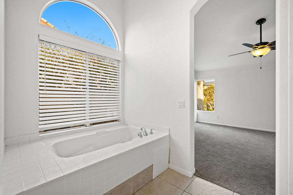 La Quinta Vistas - Residential Lease