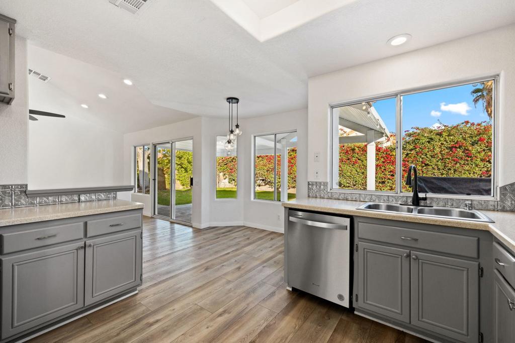 La Quinta Vistas - Residential Lease