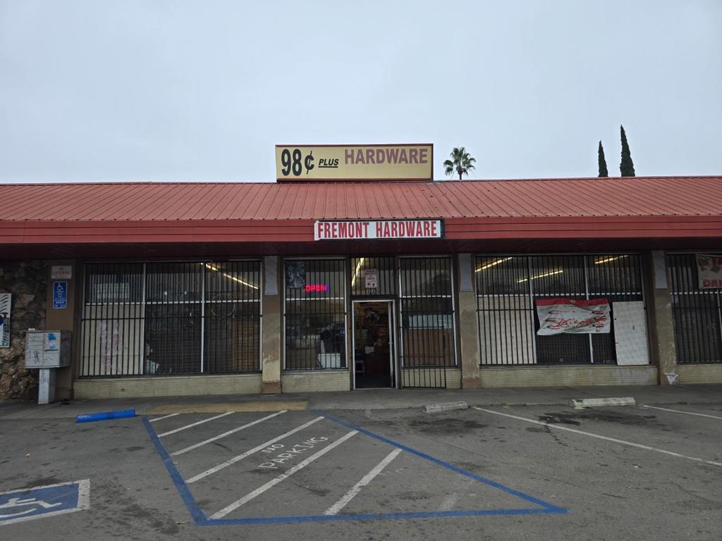 2517 E Fremont Street