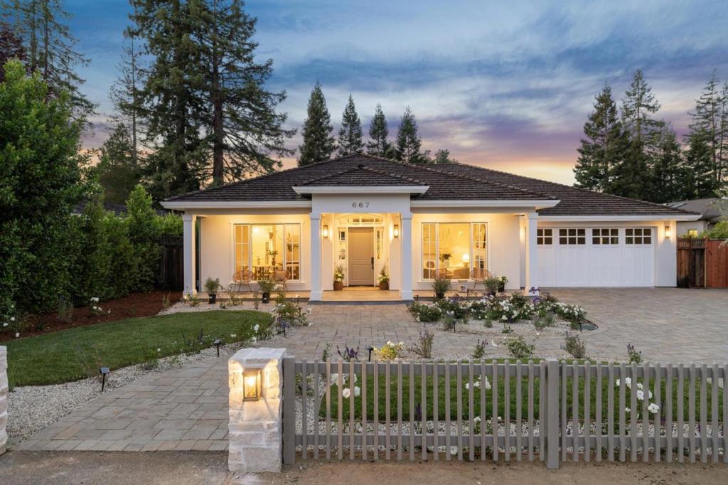 667 Jay Street, Los Altos CA 94022