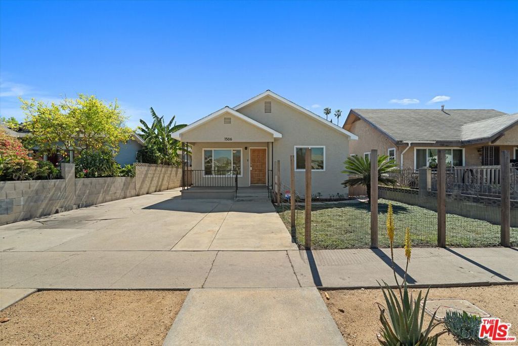 Photo of 1506 W 54th Street, Los Angeles, CA 90062 (MLS # 26660741)